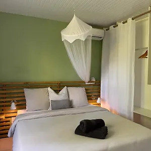  Hébergement de vacances Casa Tropical - t3 Calme & Spacieux